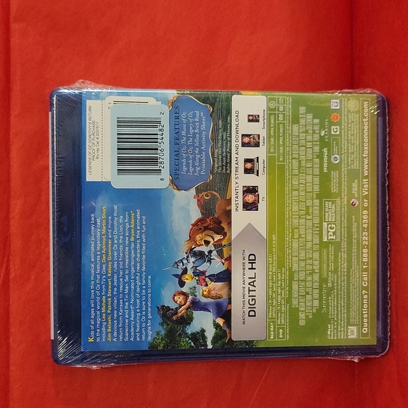 🌲 NWT Legends of Oz - Dorothy's Return Blu-ray disc movie film - Picture 2 of 5